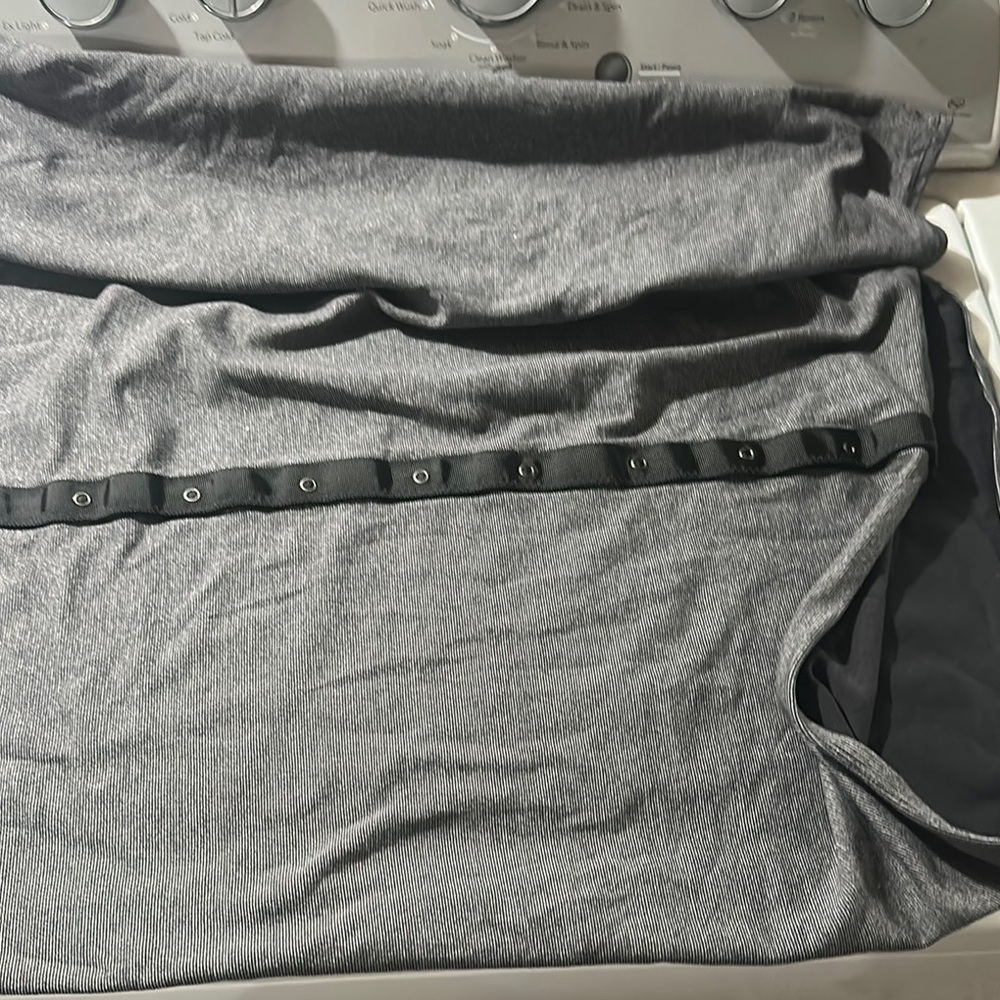 Lululemon black and gray reversible infinity scarf new never used